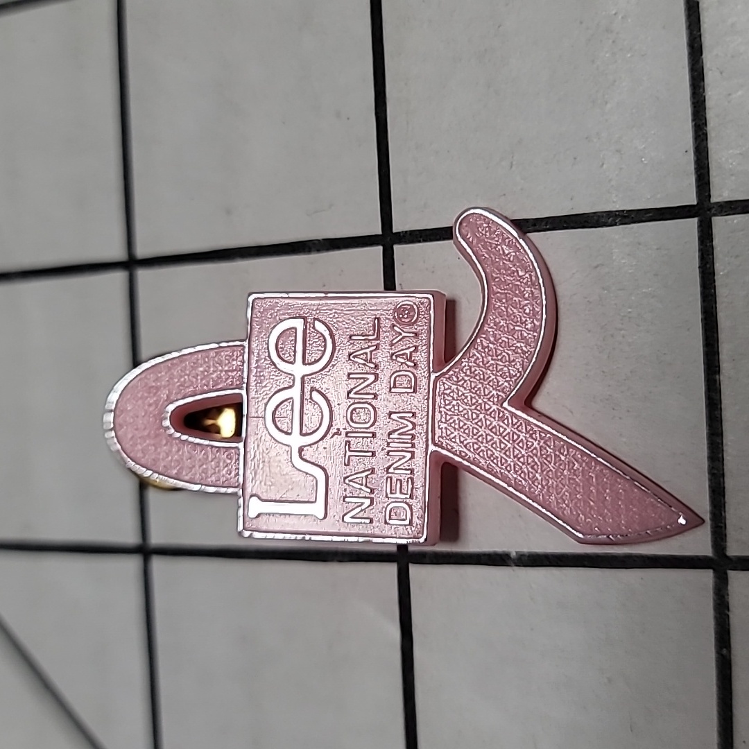 Lee National Denim Day Pink Ribbon Pin